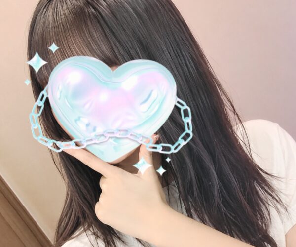 アヴァンティ新潟店のチャットレディ・みくさん／ドラッグストア店員（21）